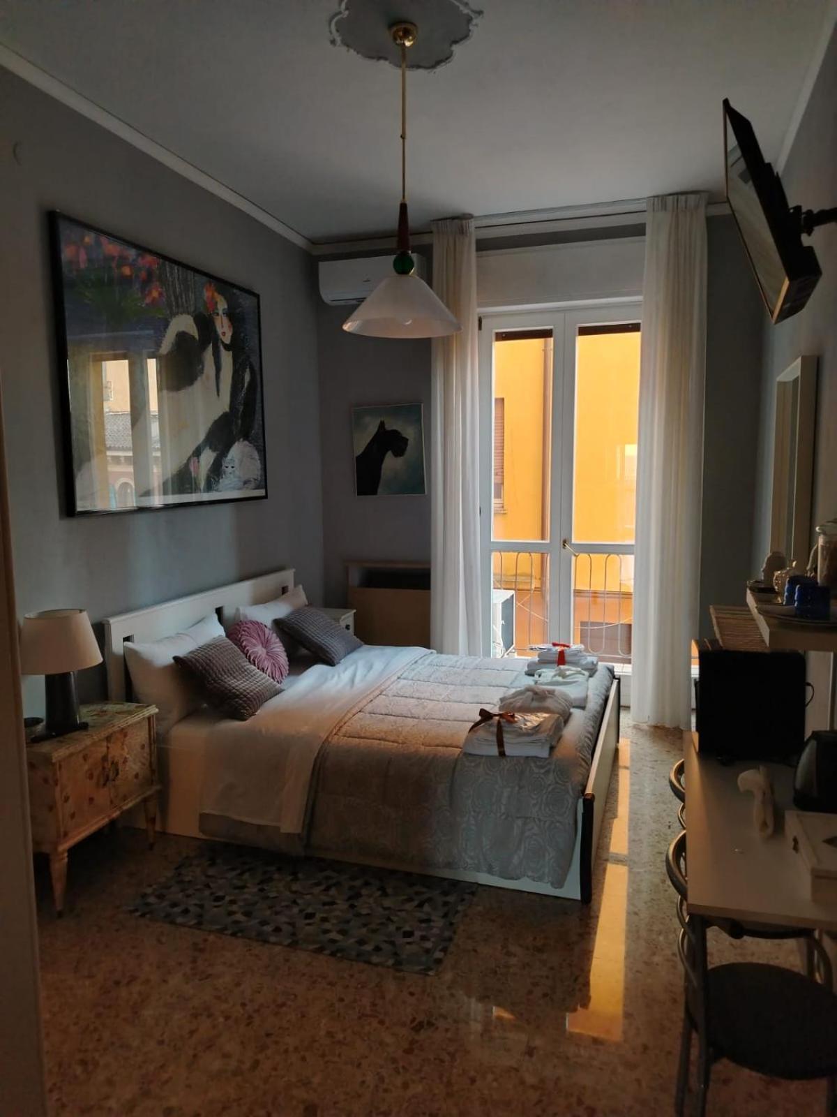 B&B Califano- 2 Leoni Vérone Extérieur photo